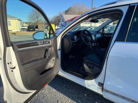 2017 Volkswagen Touareg V6 Executive