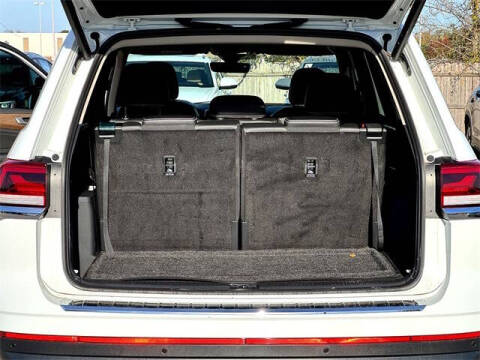 2025 Volkswagen Atlas SE