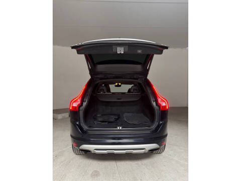 2017 Volvo XC60 T6 Dynamic