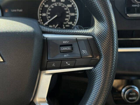 2022 Mitsubishi Outlander ES