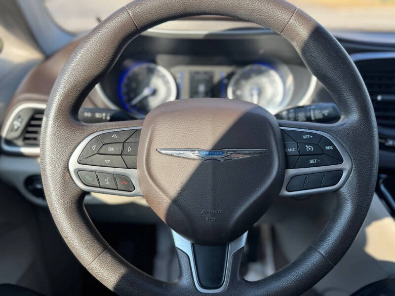 2017 Chrysler Pacifica Touring