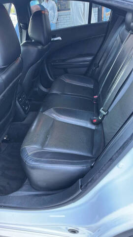 2017 Dodge Charger SXT