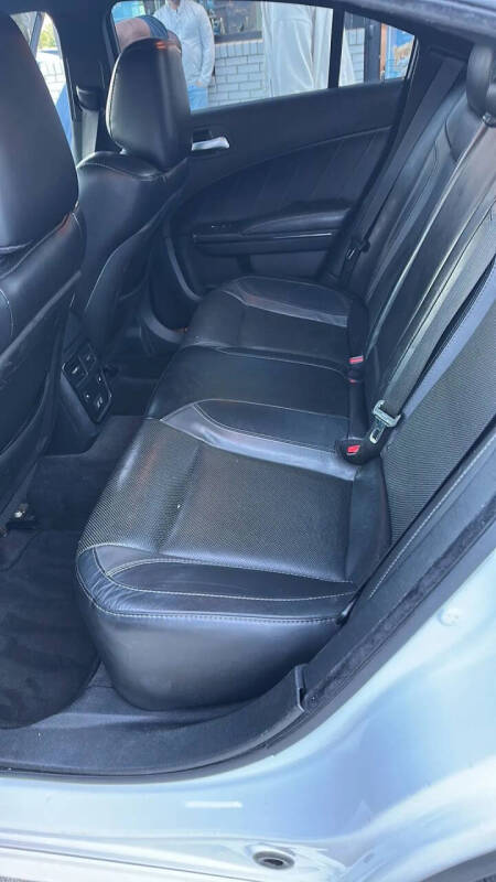 2017 Dodge Charger SXT