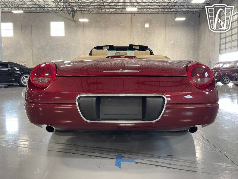 2004 Ford Thunderbird Deluxe