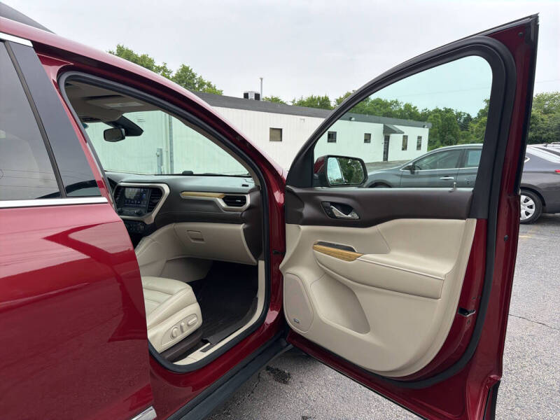 2018 GMC Acadia Denali