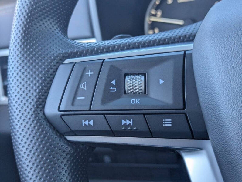 2026 Mitsubishi Outlander ES