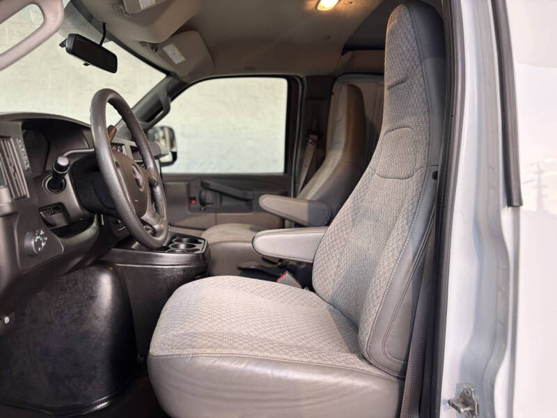 2019 GMC Savana 3500