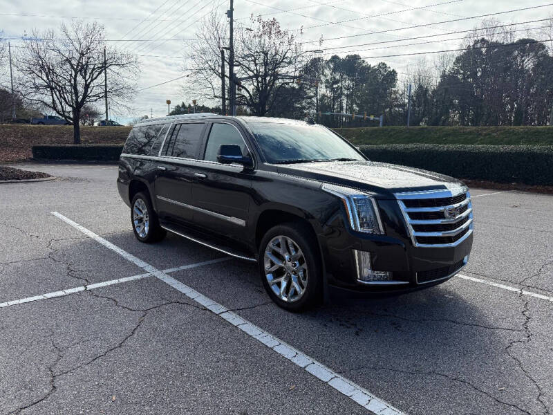2017 Cadillac Escalade ESV Luxury