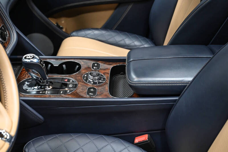 2018 Bentley Bentayga W12 Signature Edition