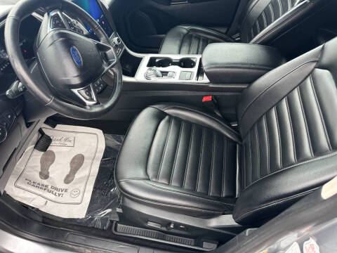 2022 Ford Edge SEL