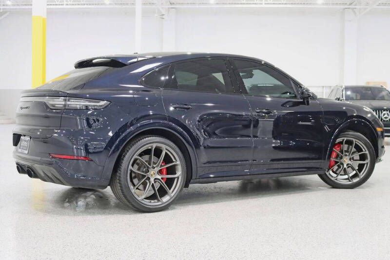 2023 Porsche Cayenne GTS Coupe