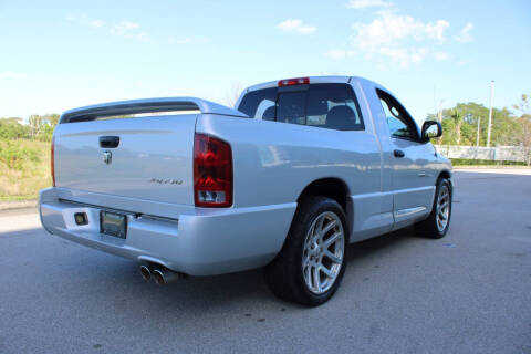 2005 Dodge Ram 1500 SRT-10
