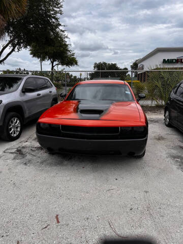 2012 Dodge Challenger SXT