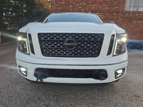2018 Nissan Titan SV