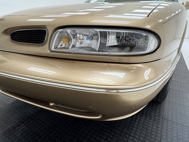 1998 Oldsmobile LSS