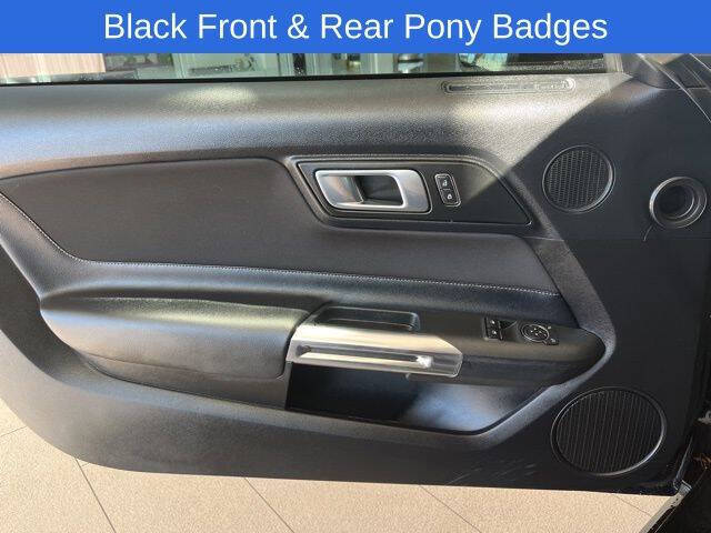 2022 Ford Mustang EcoBoost