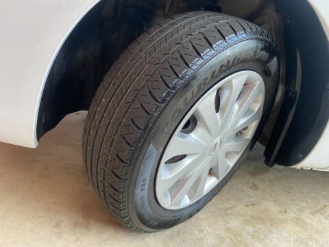 2019 Nissan Versa SV