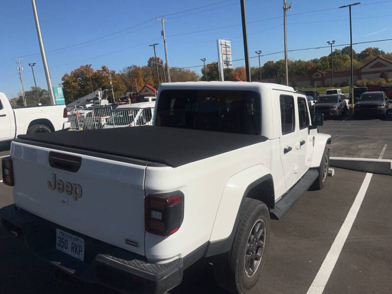 2022 Jeep Gladiator Overland