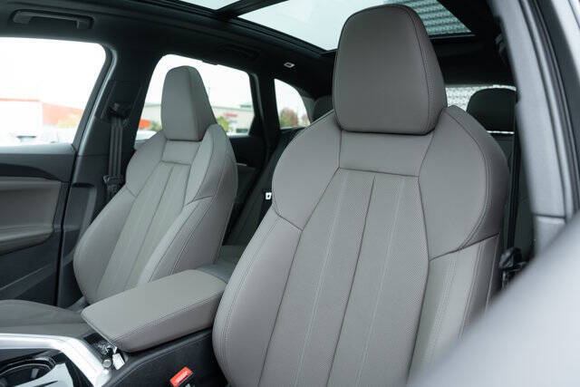 2025 Audi Q5 quattro Premium Plus TFSI