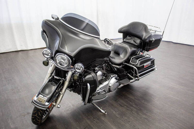 2010 Harley-Davidson FLHTC