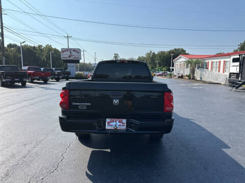 2005 Dodge Dakota ST