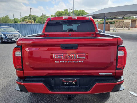 2023 GMC Canyon Elevation