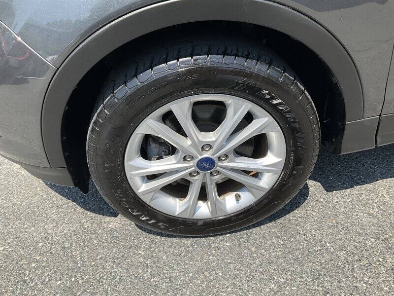 2017 Ford Escape SE