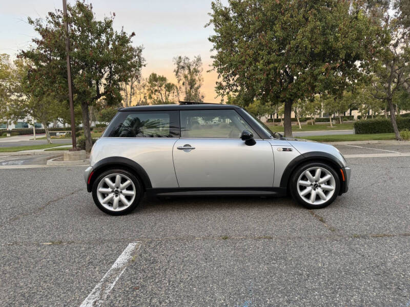 2004 MINI Cooper S