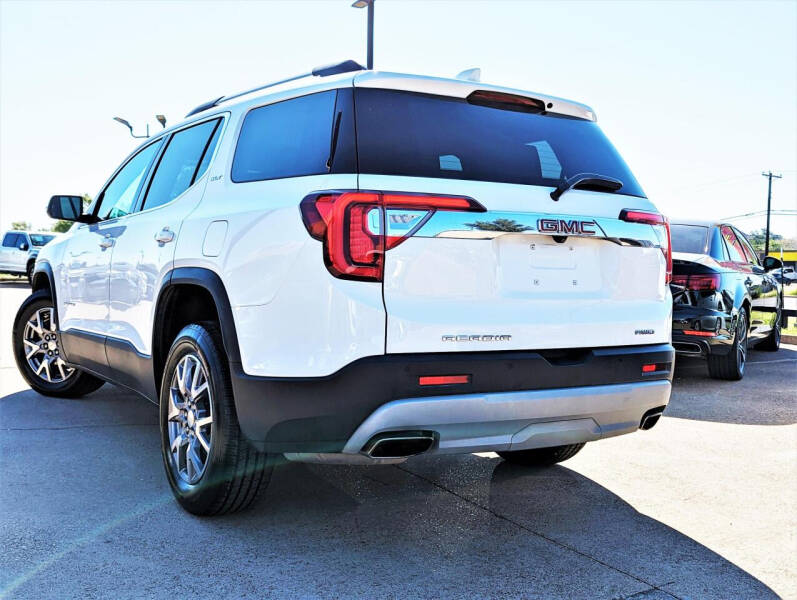 2021 GMC Acadia SLT