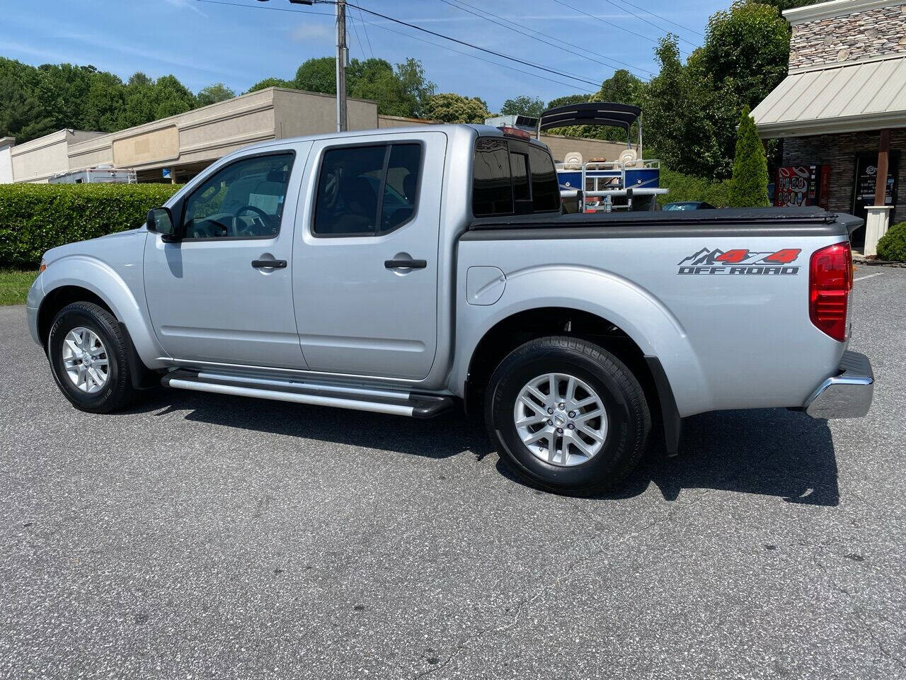 2016 Nissan Frontier for sale at Driven Pre-Owned in Lenoir, NC