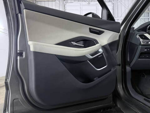 2020 Jaguar E-PACE P250 SE