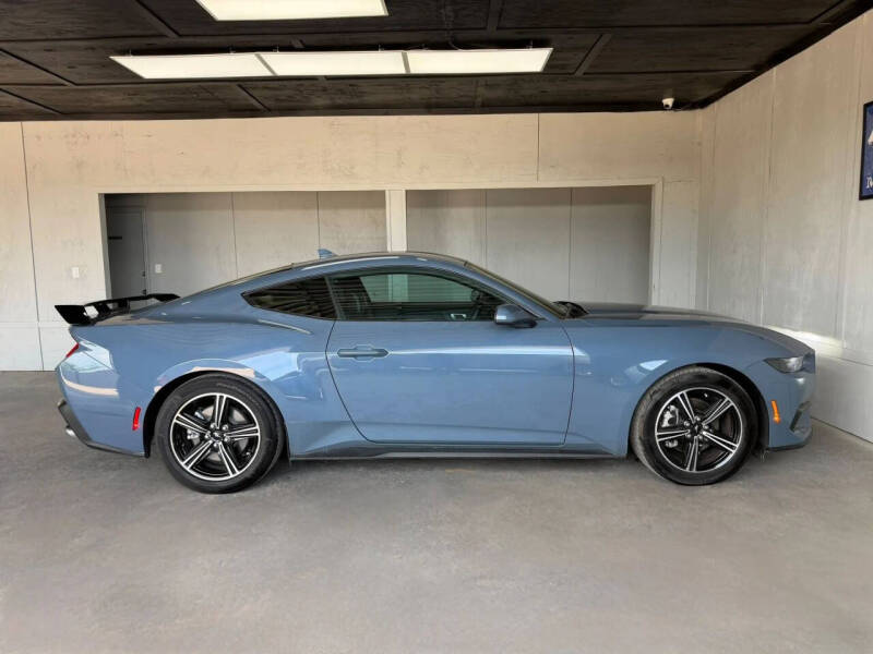 2025 Ford Mustang