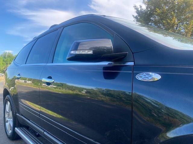 2011 Chevrolet Traverse LT