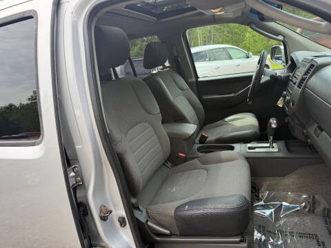 2009 Nissan Frontier LE