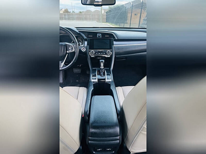 2016 Honda Civic Touring