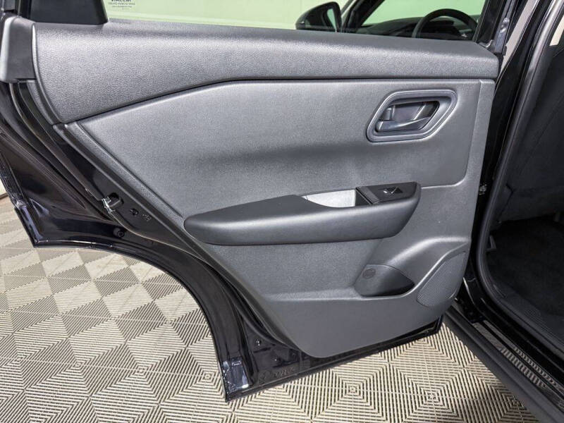 2025 Nissan Rogue S