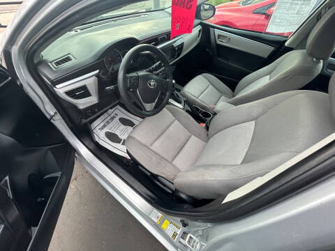 2015 Toyota Corolla LE