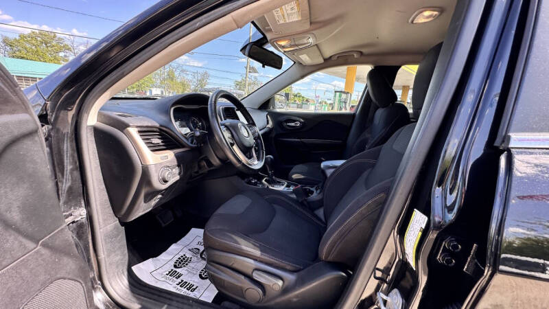 2017 Jeep Cherokee Latitude