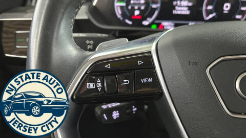 2024 Audi Q8 e-tron quattro Premium Plus