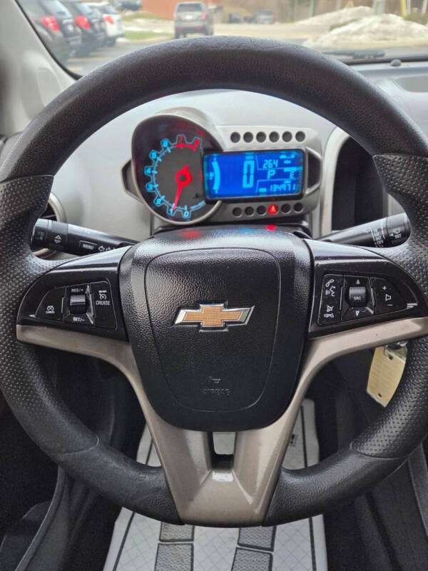 2015 Chevrolet Sonic LT Auto