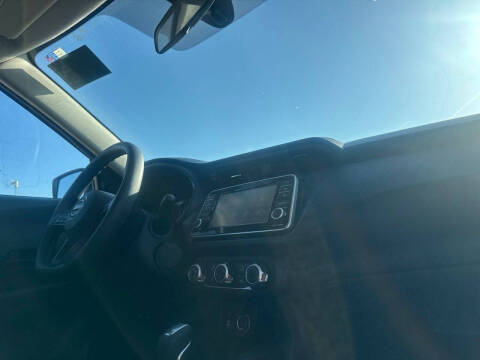 2023 Nissan Kicks S