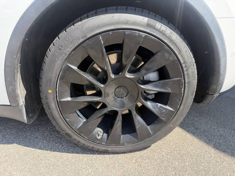 2022 Tesla Model Y Long Range