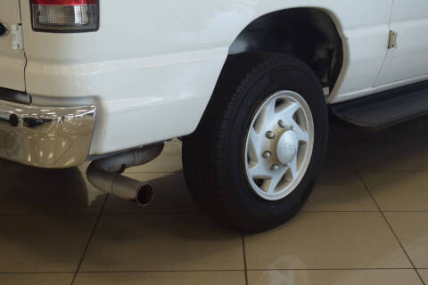 2014 Ford E-Series E-350 SD XLT