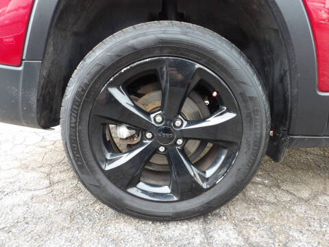 2017 Jeep Cherokee Sport