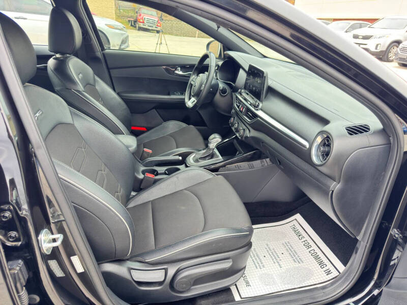 2021 Kia Forte GT Line