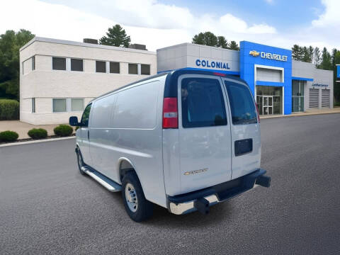 2025 Chevrolet Express 2500