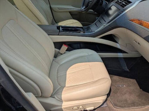 2014 Lincoln MKZ