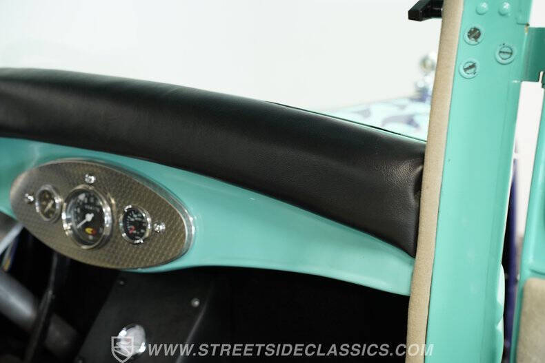 1932 Ford F-100