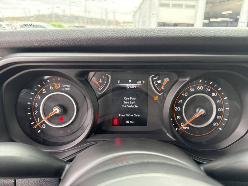 2026 Jeep Gladiator Sport