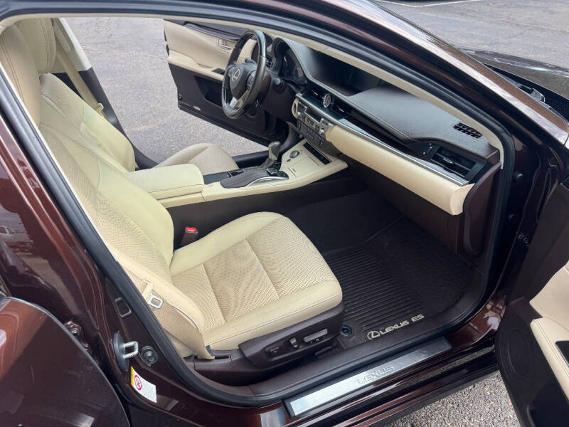 2016 Lexus ES 350